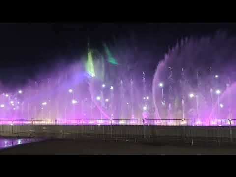 Видео: Музыкальный фонтан в Самарканде.