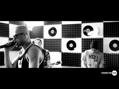 Видео: Bobo & The Gang - Името Ти [Official StudioLive Video]