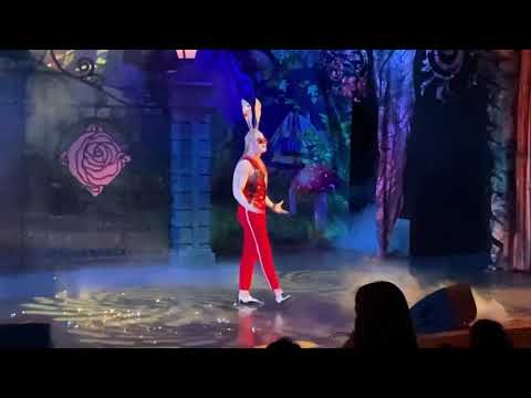 Видео: Мюзикл "Алиса в стране чудес" 17.04.2021 фрагменты