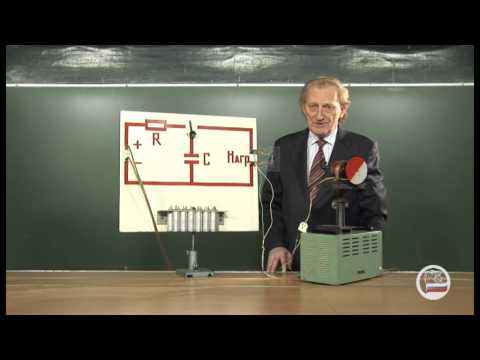 Видео: Энергия заряженного конденсатора