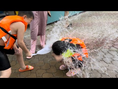 Видео: СУ - ЛИ - ФА АКВАПАРКТЕ #челленджказакша