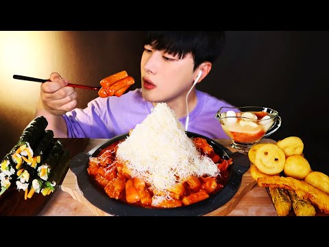 Видео: СУБТИТ) Острый токпокки мукбанг с тающим сыром снежинка ✨ (при участии Small Kimbap, Smile Fried ...