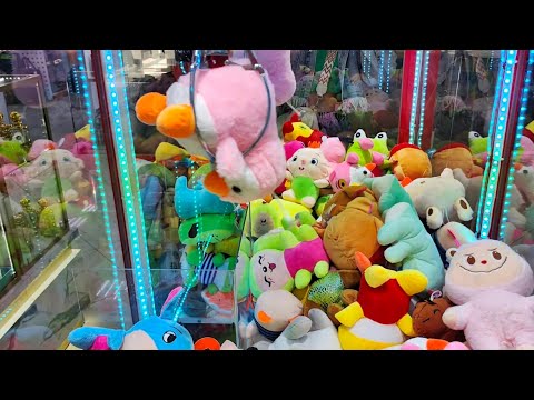 Видео: Играем в разных аппаратах, где повезёт? Милейший пингвинчик в новой Хватайке и аппарат Telephone👌