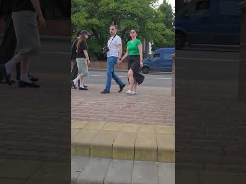 Видео: Прогулка по Витебску. Немытые бордюры