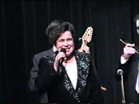 Видео: Донка Бумбалова - Енчо на Вела думаше