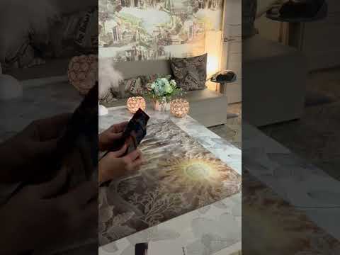 Видео: Где он? С кем он? Что делает?