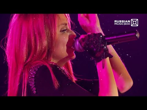 Видео: МакSим - Как летать \ Не отдам | 31.12.2012 | Новогодний огонёк на Russian MusicBox
