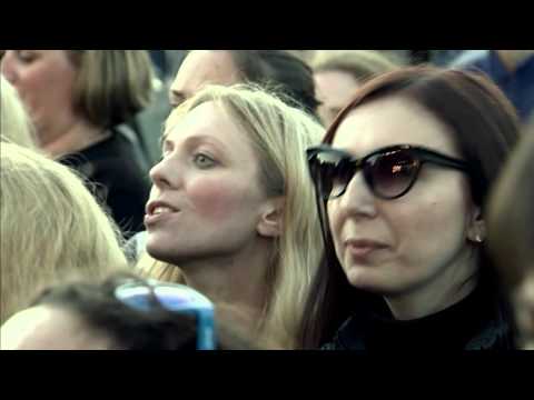 Видео: Сурганова и Оркестр ( Ну почему же я вру.)