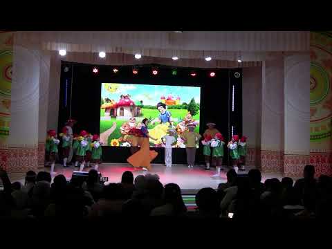 Видео: Сомоҕолоһуу күнүнэн кылаастар икки ардыларынааҕы үҥкүү күрэһэ