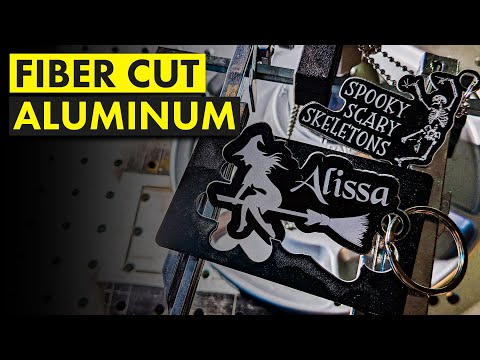 Видео: Как резать алюминий волоконным лазером | Брелки и наклейки на Хэллоуин