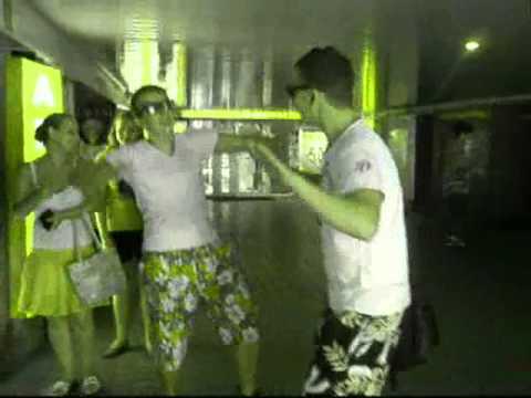 Видео: Stromae   -   Алёна даст