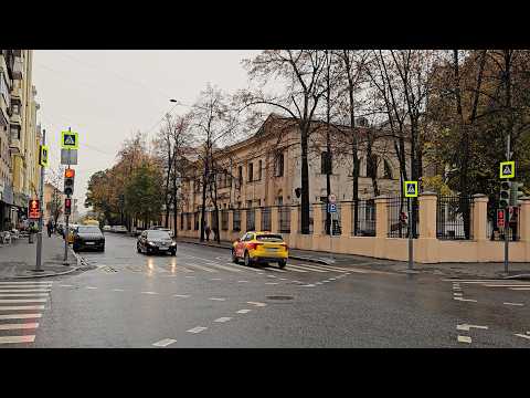 Видео: Серая, безликая Москва | Прогулка по городу | Люди,  собаки, машины, самокаты