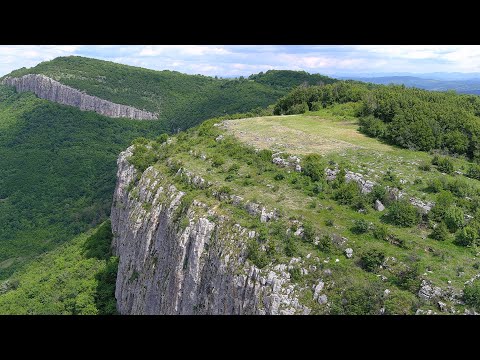 Видео: Тракийска крепост Градът на "Чомакова скала" - Скалско /2024/