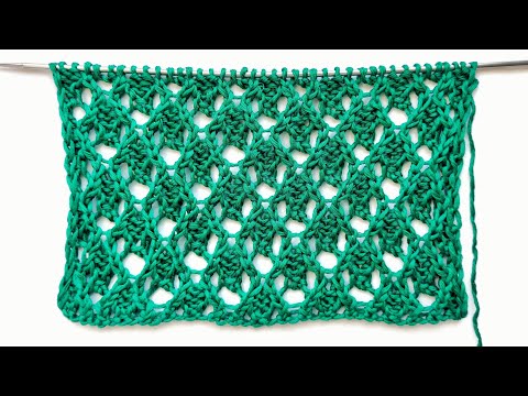 Видео: Мелкий фактурный узор спицами Ажурные соты / Легкий узор спицами