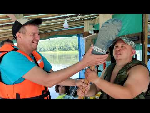 Видео: Сплав на плоту по Томи 2025. Часть пятая. Пробили бочку. Плавучий дом. Ныряем в Томь с крыши плота!
