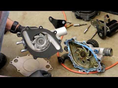 Видео: Технология водяного насоса Ford Small Block