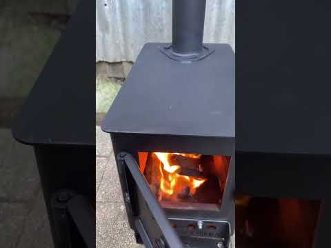 Видео: 31 декабря 2023 г. Печка для палатки смуглянка 1 часть краткий обзор