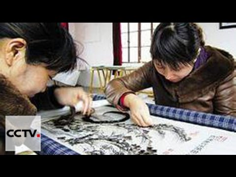 Видео: Что такое “вышивка человеческим волосом"?