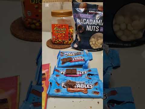 Видео: Пробуем Feastables от @MrBeast и Joyride от @ryan .