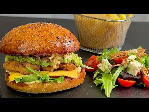 Видео: Куриный бургер с авокадо! Лучший домашний куриный бургер! Вкусно и вкусно!