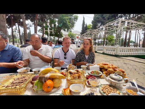 Видео: Приехали в Андижан, и нас сразу накормили Андижанским пловом!