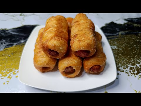 Видео: Жареные сосиски в воздушном тесте - вкусно и просто ! Вкус детства 