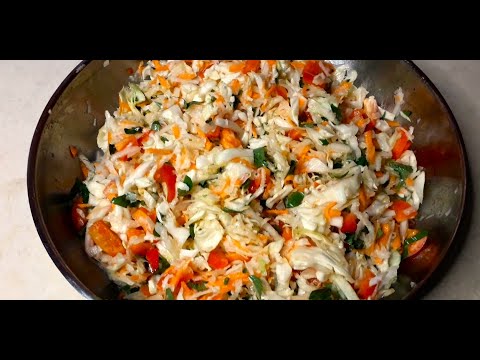 Видео: Витаминозна салата с алабаш и зеле