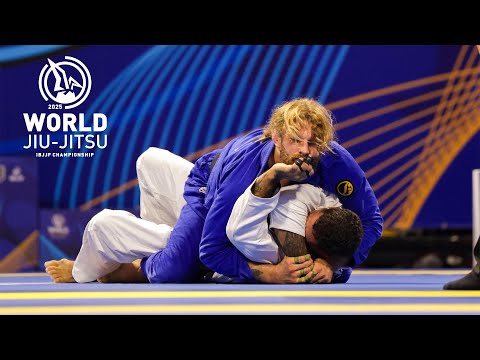 Видео: Адам Вардзински против Райдера Зучи / Чемпионат мира 2025