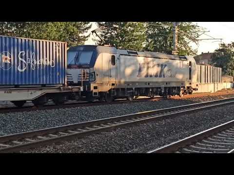 Видео: Товарни влакове по всяко време на жп гара Първомай