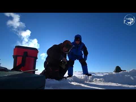 Видео: Рыбалка в Якутии с французами! Yakutia