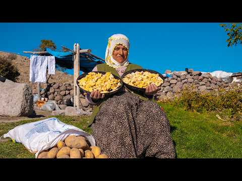 Видео: Грузинские пельмени в турецких горах - Хинкали