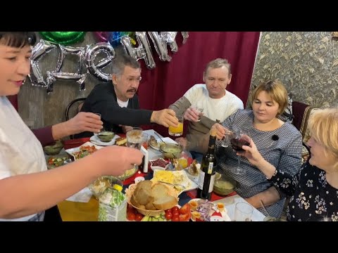 Видео: День второй 😃Отмечаем Юбилей 😍с днём рождения ПАПОЧКА ♥️