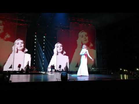 Видео: Полина Гагарина - Кукушка [Минск 27.03.2019]