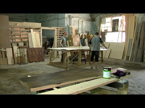 Видео: 15.08.17 «Работаю на себя». Дизайнерская мебель