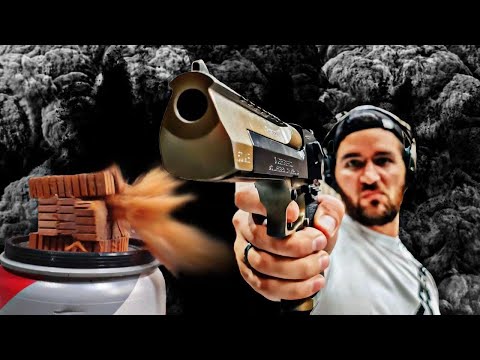 Видео: DESERT EAGLE .50AE - обзор и стрельба по бумаге, КИРПИЧАМ и металлу!