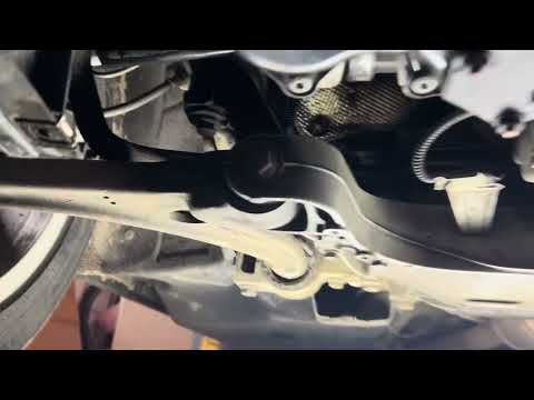 Видео: Вибрация при движении по трассе, от 100 до 127 км/ч.