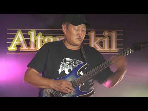 Видео: Музыкальный салон "АЛТАН КЫЛ". Гаврил Свинобоев - ГАЙААТ