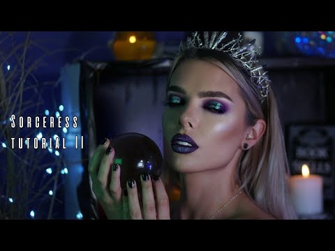 Видео: Палитра Sorceress - Фиолетовый и зеленый, меняющий цвет Halo Cut Crease - Гламурный Хэллоуин | Jo...