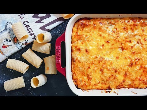 Видео: ПИЦЦАЛЛОНИ под соусом бешамель | Рецепт от Покашеварим