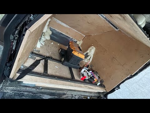 Видео: #2 СТЕНА ВАЗ 2113. РАБОТА С ДЕРЕВОМ. САМОРЕЗЫ.НЮАНСЫ