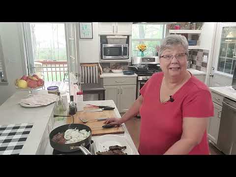 Видео: Ужин из печени и лука с подливкой