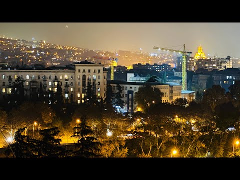 Видео: Тбилиси. С улицы Узнадзе по набережной в сторону улицы Телавской. Поздний маршрут.