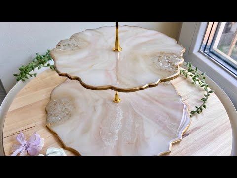 Видео: Красивый эффект мрамора в подставке для торта из смолы