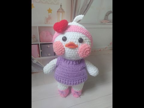 Видео: Плюшевая уточка Лалафанфан! Свитерок, тапочки и повязка из сердцем! Часть 7.