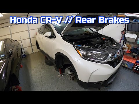 Видео: Honda CR-V 2017–2022 гг. | Задние тормозные колодки/диски | Электрический стояночный тормоз