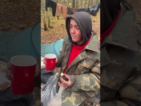 Видео: Завтрак культурного бомжа. Мусорщик. #леснойгородок #прикол #лесной #поселок #топ