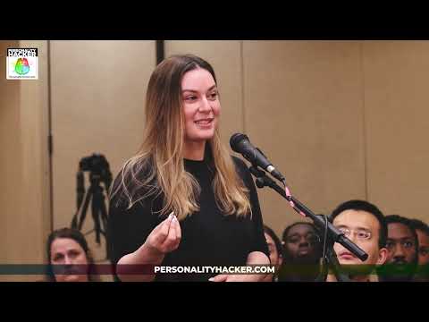 Видео: Женщина INTP ищет совета по карьере | Из эпизода 506 | PersonalityHacker.com