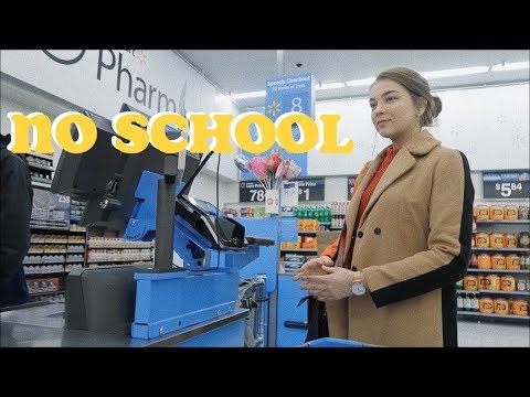 Видео: у нас отменили школу (vlog 7) || Polina Sladkova