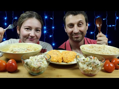 Видео: МУКБАНГ КУРИЦА ПО ВЕНСКИ И ЛАПША РОЛЛТОН | MUKBANG VIENNESE CHICKEN AND NOODLES ROLLTON #mukbang