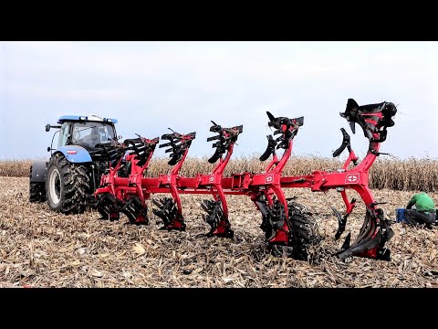 Видео: Заорати кукурудзу! Пробуємо 3 способи: плуг, комбайн чи мульчувач? Що обрати, щоб не було решток?